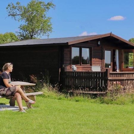 Country Bumpkin - Romantic Couples Stay In Oakhill Cabin Zewnętrze zdjęcie