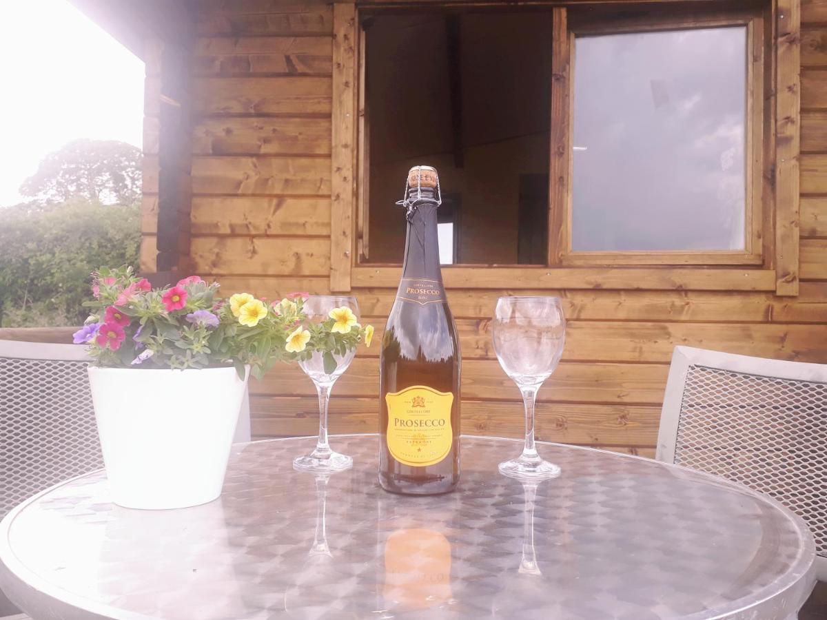 Country Bumpkin - Romantic Couples Stay In Oakhill Cabin Zewnętrze zdjęcie
