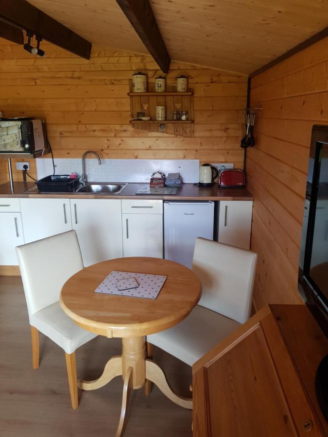 Country Bumpkin - Romantic Couples Stay In Oakhill Cabin Zewnętrze zdjęcie