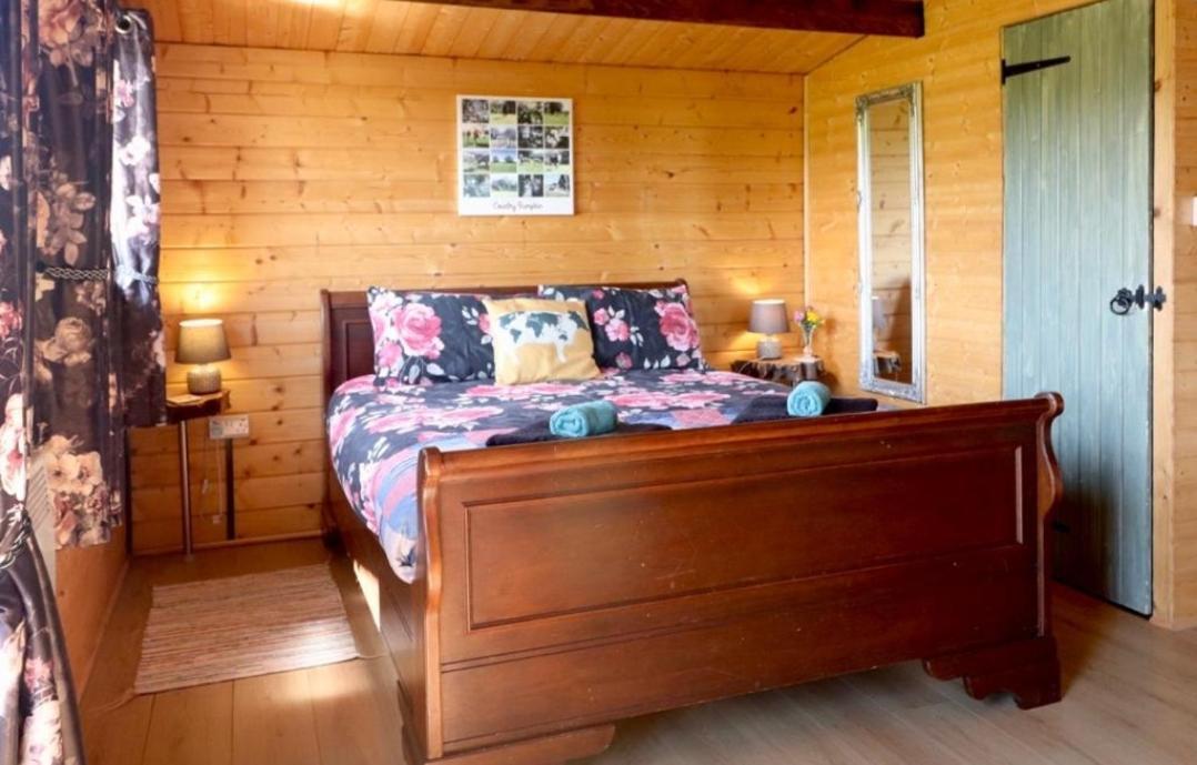 Country Bumpkin - Romantic Couples Stay In Oakhill Cabin Zewnętrze zdjęcie